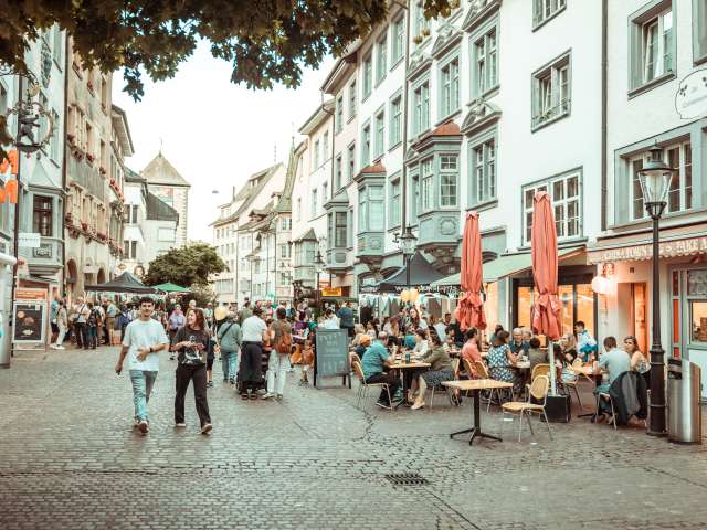 Jeden ersten Freitag im Monat